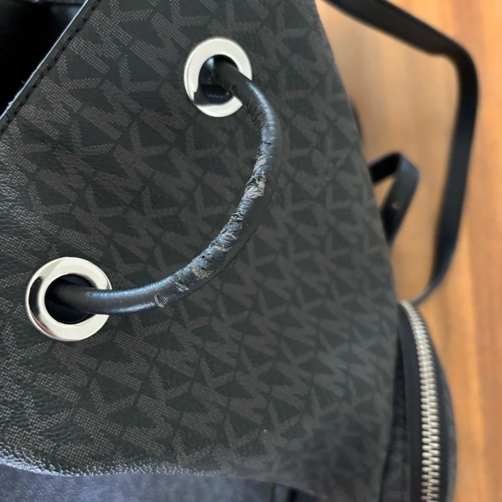 MICHAEL KORS Abbey LG Cargo Backpack in Black